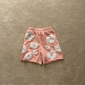 New Unisex Size Medium Denim Tears Pink Cotton Wreath Shorts